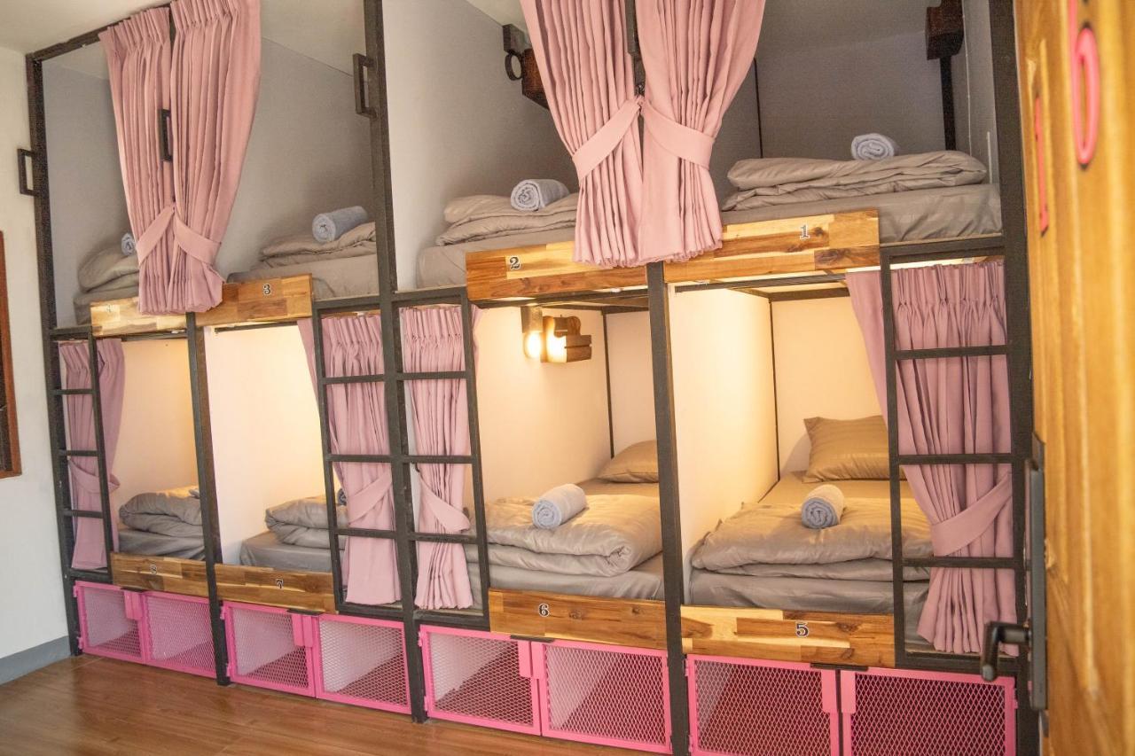 Bed 8-Bed Dormitory Room,1476440761:JPEG